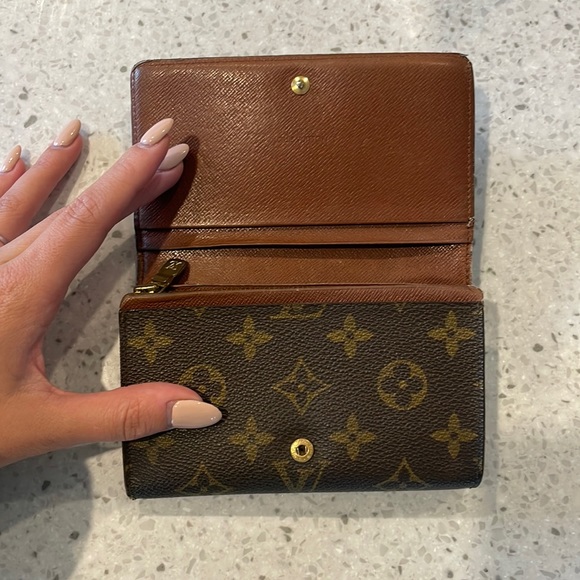 SOLD Vintage Louis Vuitton Porte-Monnaie Tressor Wallet - Picture 2 of 10